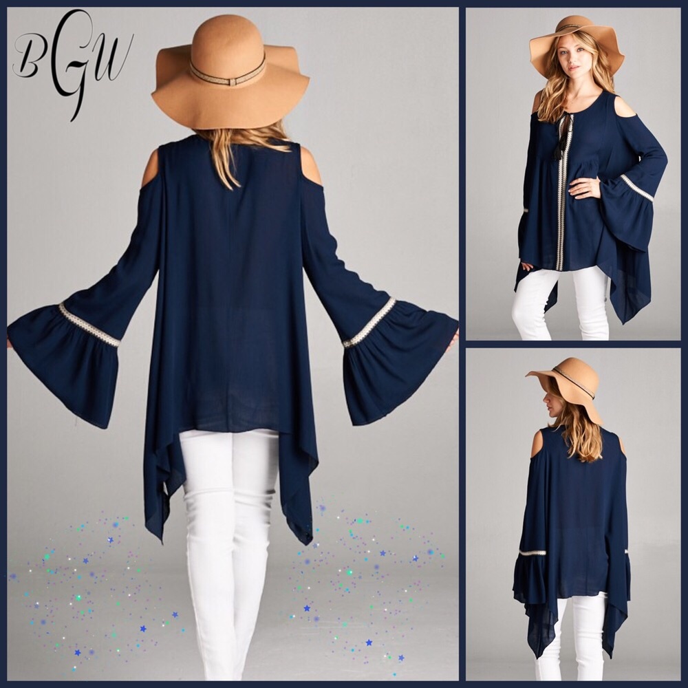 5🌟Gorgeous Boho Bell Sleeve Tunic - Picture 2 of 7